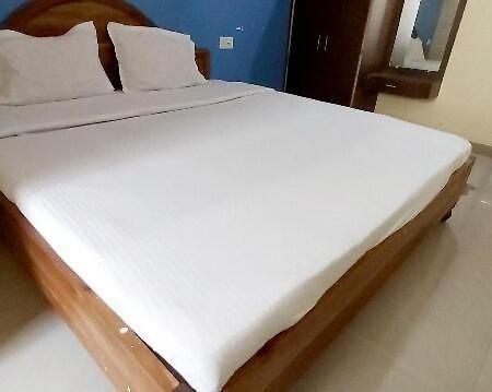 Spot On 80624 Hotel Niladri Complex 普里 外观 照片