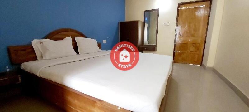 Spot On 80624 Hotel Niladri Complex 普里 外观 照片