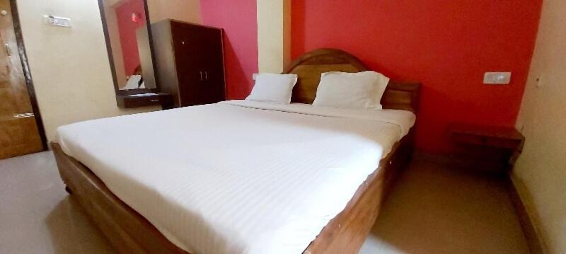 Spot On 80624 Hotel Niladri Complex 普里 外观 照片