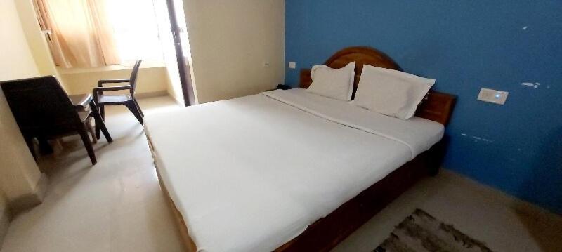 Spot On 80624 Hotel Niladri Complex 普里 外观 照片