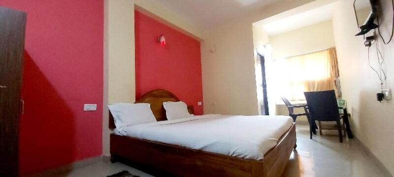 Spot On 80624 Hotel Niladri Complex 普里 外观 照片